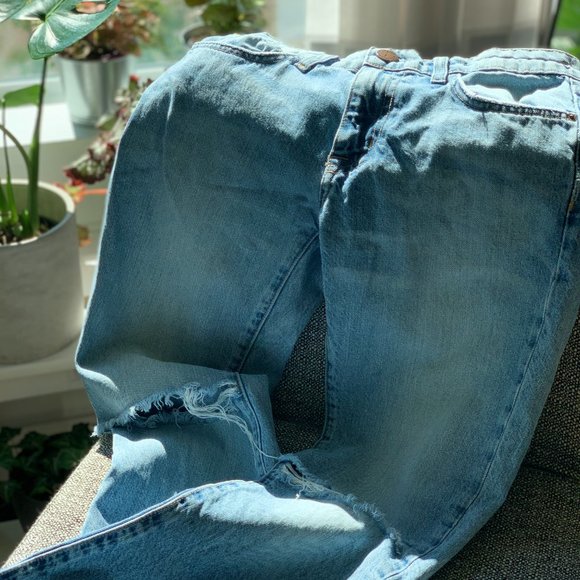 Current/Elliott chopped mid waist boyfriend jean - Picture 3 of 11